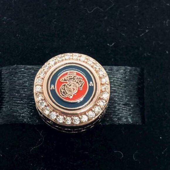 ✨🔥Pandora USMC U.S. Marines Military Exclusive Moments Button Charm - Picture 1 of 3